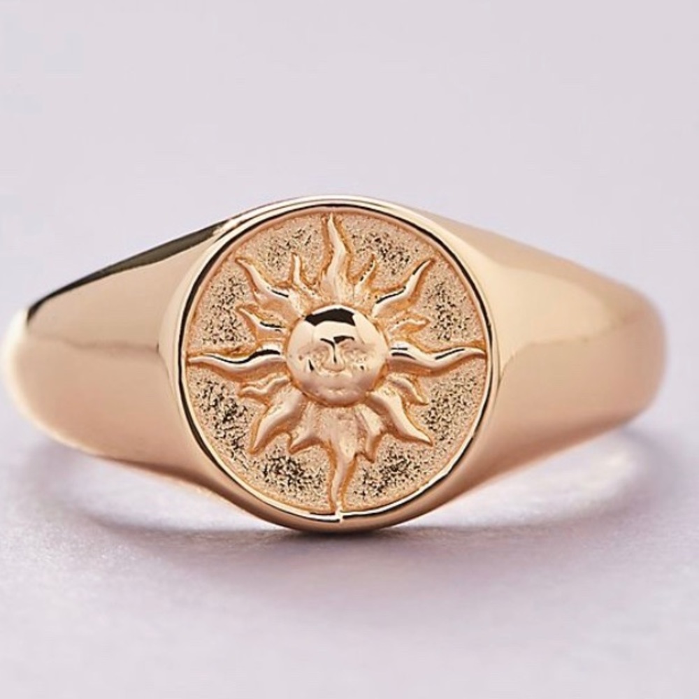 Melanie auld ring size 7